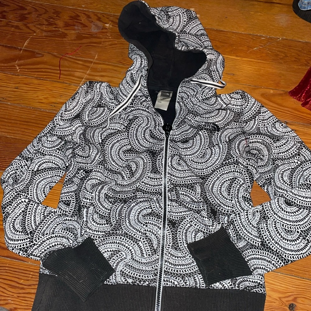 Northface hoodie size small